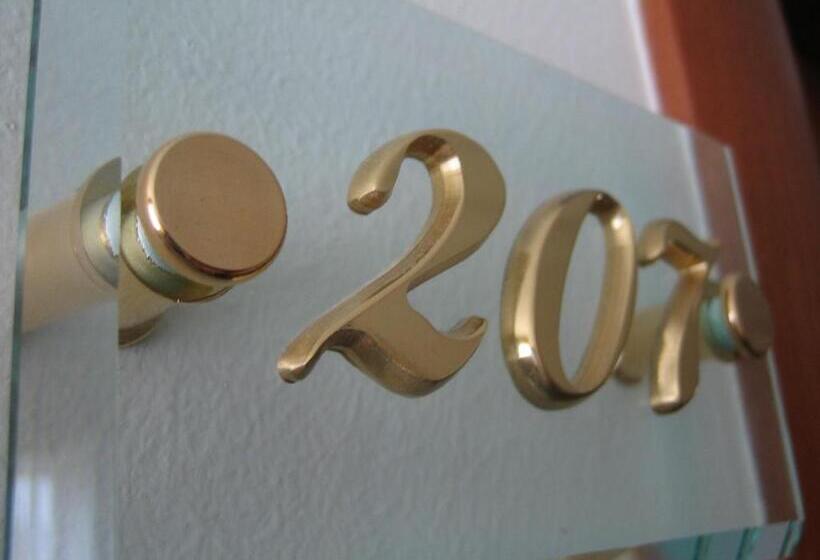 חדר סטנדרט יחיד, Sanremo