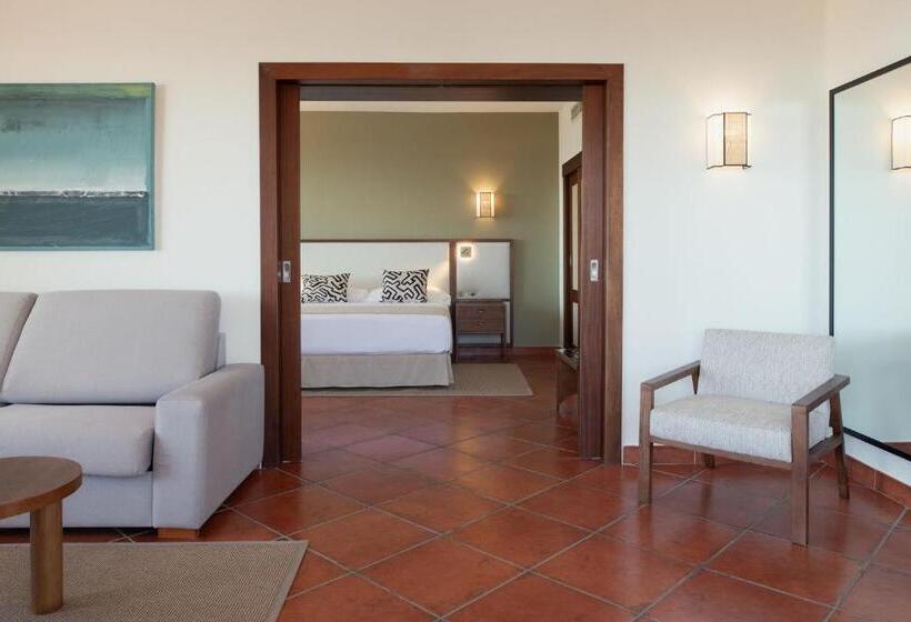 Juniorsviitti Merinäkymä, Puerto Antilla Grand Hotel