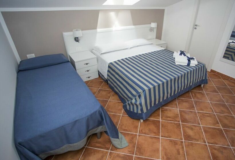 스탠다드 트리플 룸, B&b L Artista