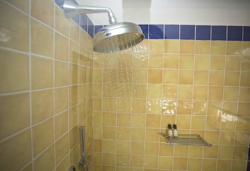 스탠다드 트리플 룸, B&b L Artista