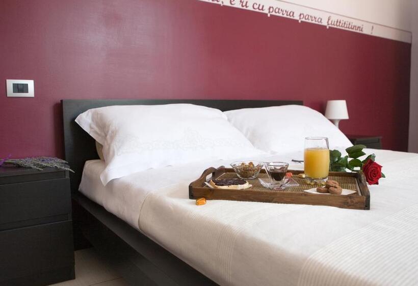 Трехместный Номер Стандарт с Балконом, B&b Persi Nel Sud