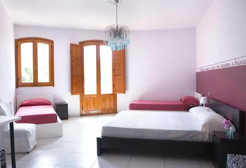 バルコニー付スタンダード４ベッドルーム, B&b Persi Nel Sud