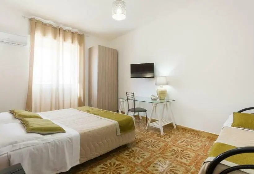 Standard Kolmen Hengen Huone, B&b Villa Ginevra