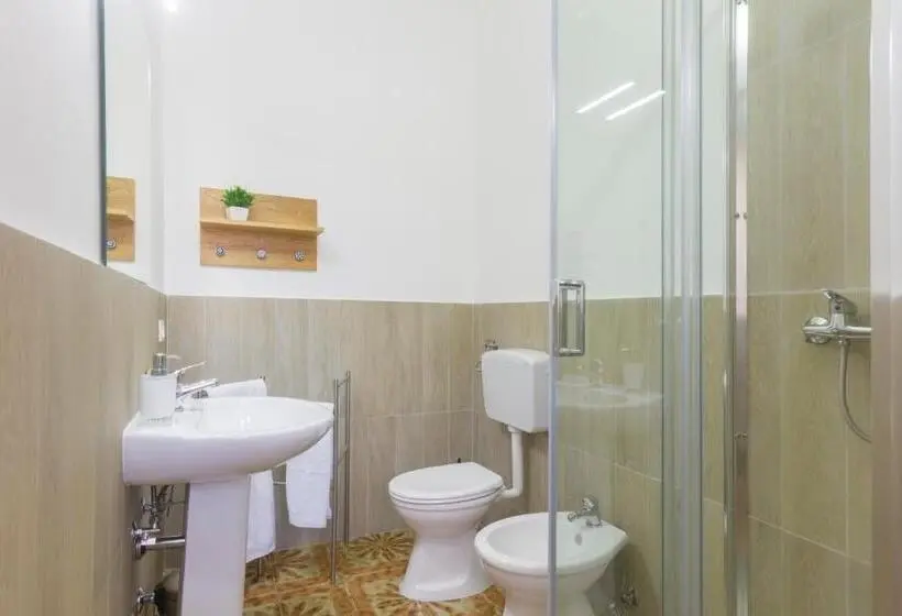 Standard Neljän Hengen Huone, B&b Villa Ginevra