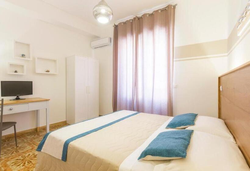 标准间带阳台, B&b Villa Ginevra