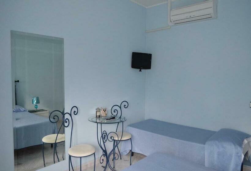 اتاق استاندارد, A Casa Di Carla