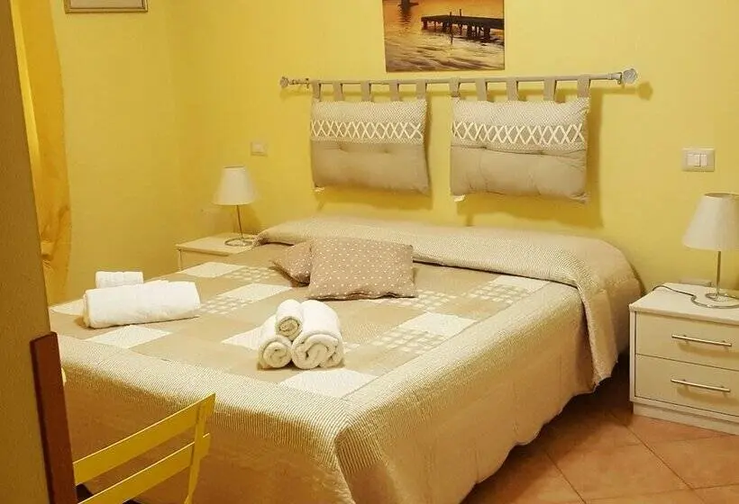 スタンダードルーム, B&b I Colori Di Chia