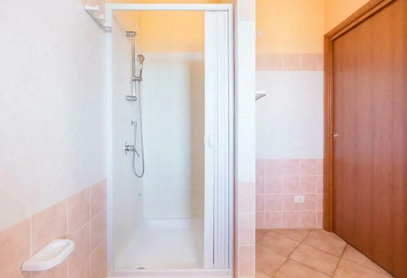 オーシャンビュースタンダードルームテラス付き, B&b I Colori Di Chia
