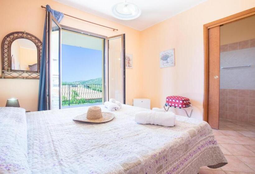 Номер Стандарт Вид на Море с Террасой, B&b I Colori Di Chia