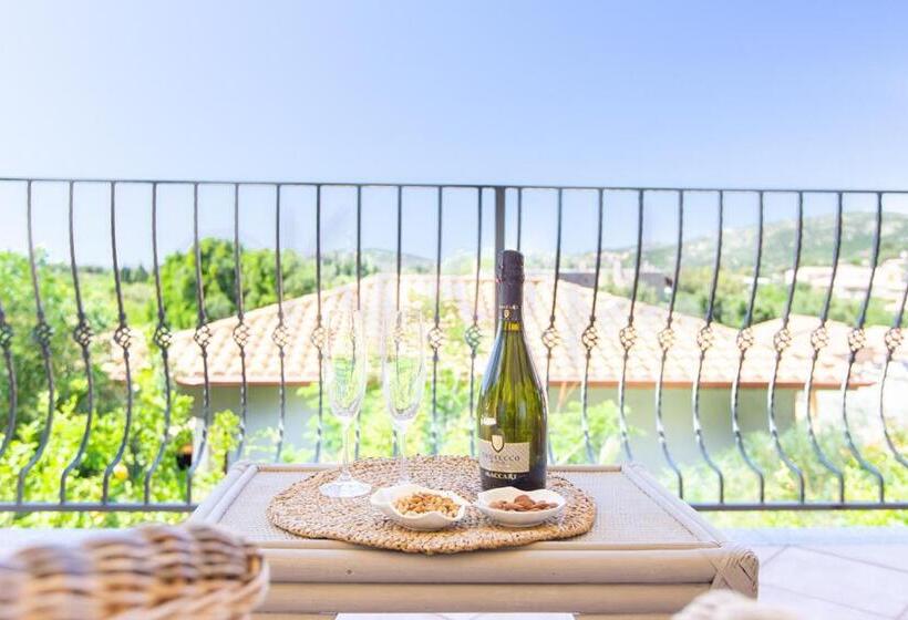 Номер Стандарт Вид на Море с Террасой, B&b I Colori Di Chia