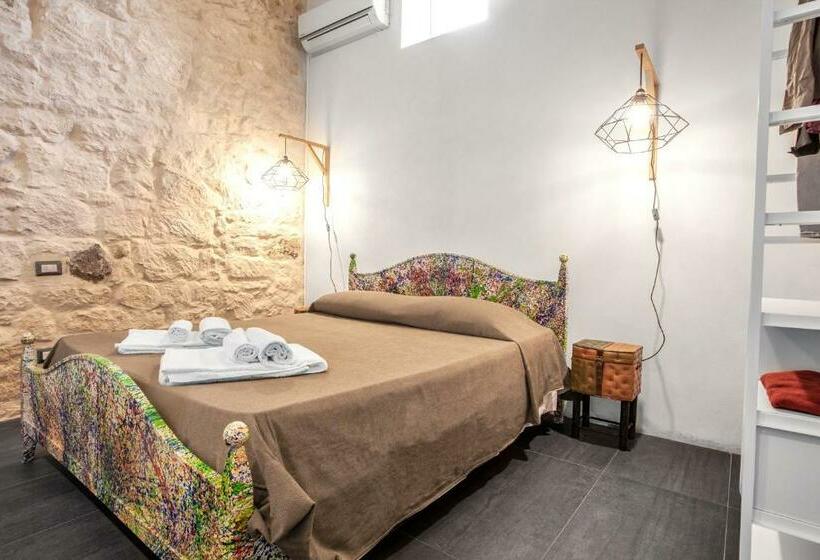 חדר סטנדרט נוף לגינה, Giardini Acantus