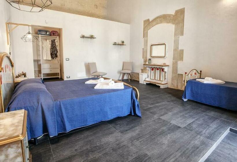 חדר סטנדרט לשלושה עם נוף לגינה, Giardini Acantus