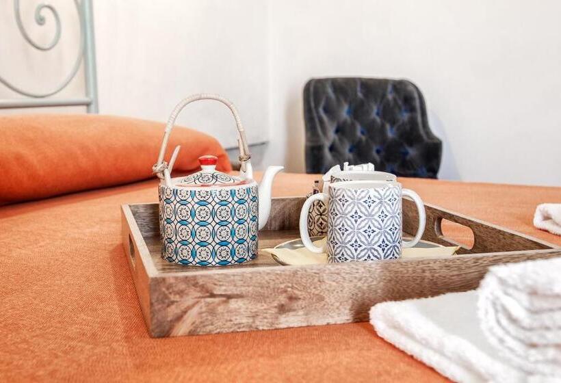 חדר סטנדרט לארבעה, Giardini Acantus