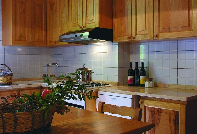 Kertre Néző 1 Szobás Apartman, Agriturismo Hibiscus