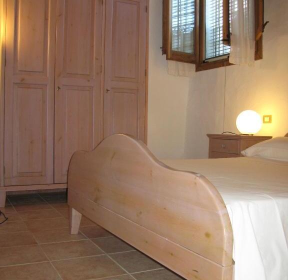 1 Szobás Apartman, Agriturismo Hibiscus