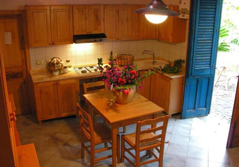 1 Szobás Apartman, Agriturismo Hibiscus