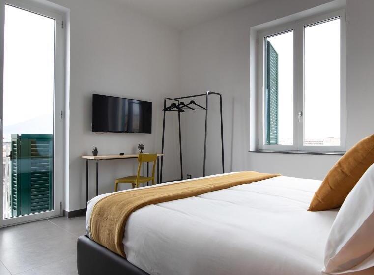 اتاق استاندارد با تخت بزرگ, Gb Vesuvius Napoli