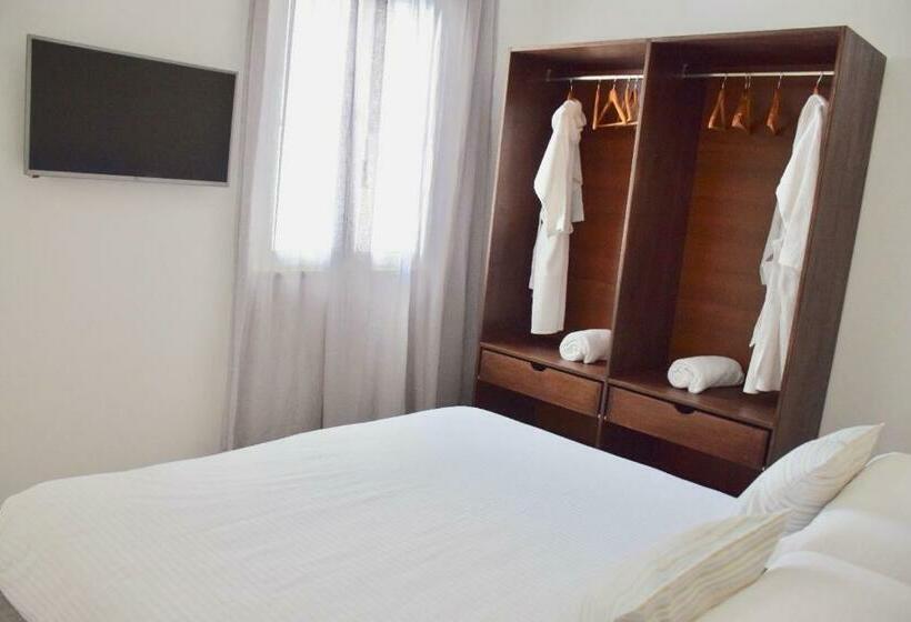 家庭套房, Petra Maris B&b