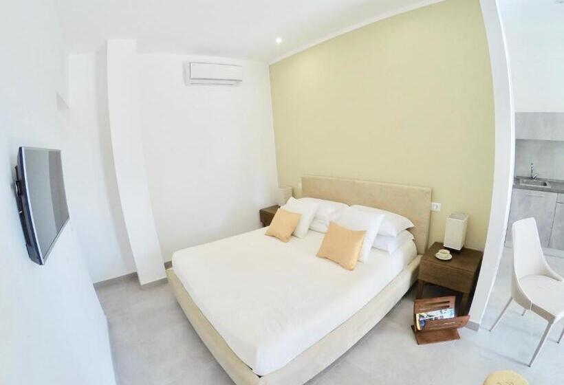 Номер Стандарт с Балконом, Petra Maris B&b