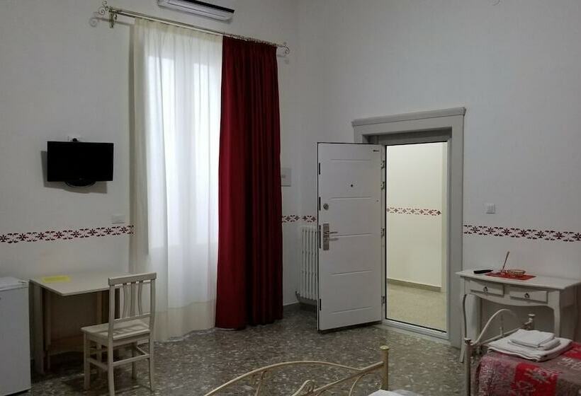 غرفة قياسية رباعية, B&b Da Mino