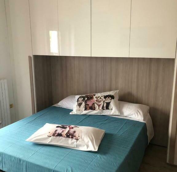 اتاق راحتی سه تخته, B&b Il Cavaliere