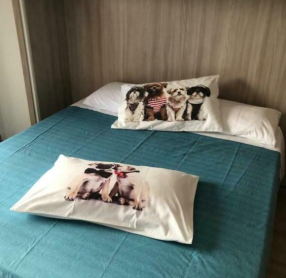 اتاق راحتی سه تخته, B&b Il Cavaliere