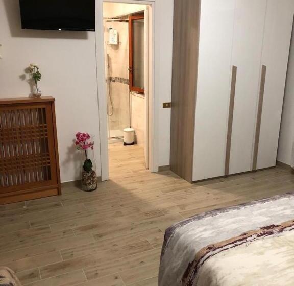 اتاق استاندارد چهار تخته, B&b Il Cavaliere