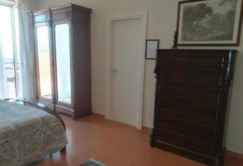 デラックスルーム, La Casa Di Astrea
