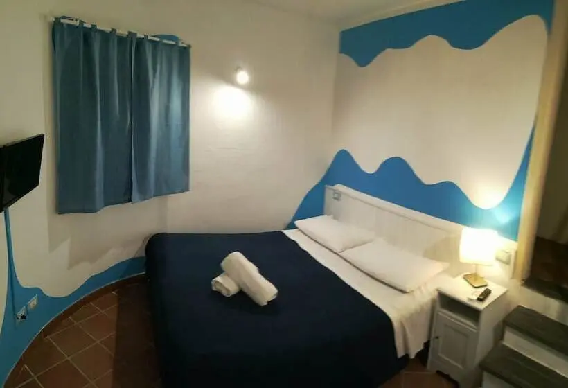 اتاق اکونومی, B&b Villa Cinque Pini