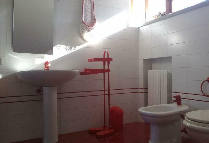 חדר סטנדרט לארבעה נוף לים, Brezza Da Mare B&b