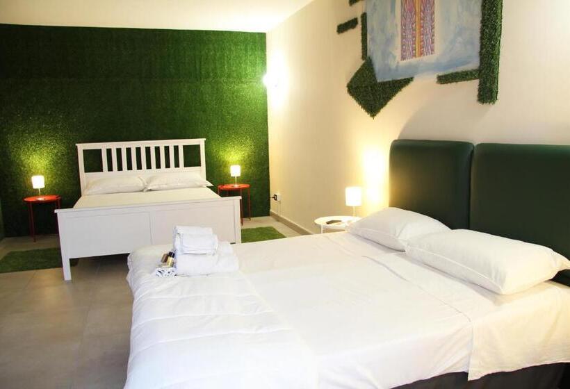 اتاق استاندارد چهار تخته, Urban Pop Hostel & Bnb