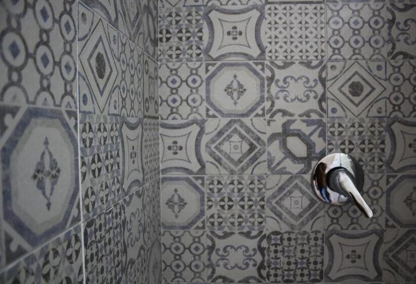 غرفة قياسية مع حمام خارجي, Villa Le Garden