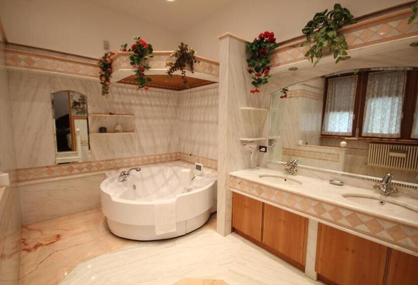 스위트, B&b Family First