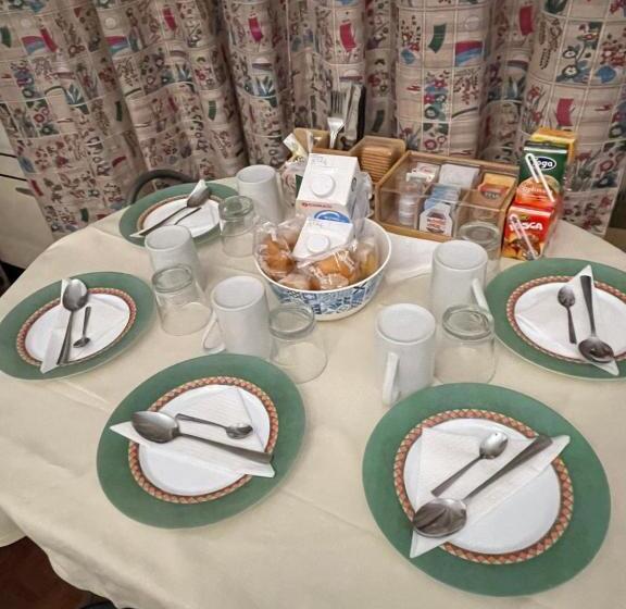 패밀리 룸, B&b Family First