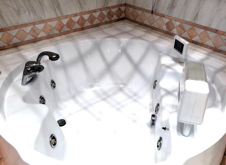 스위트, B&b Family First