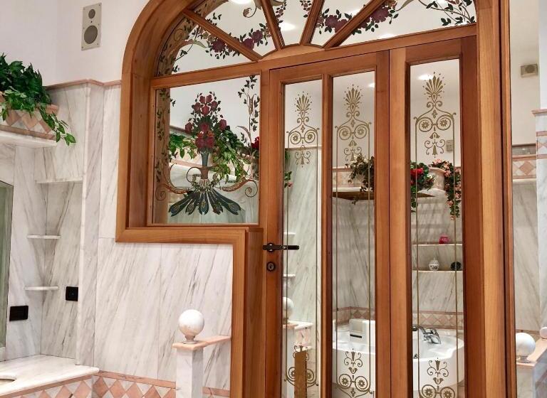 스위트, B&b Family First