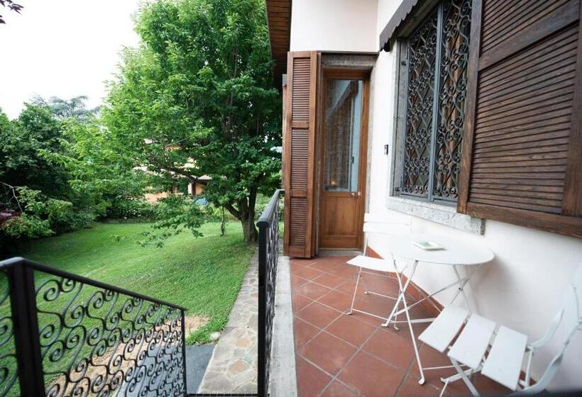 패밀리 룸, B&b Family First