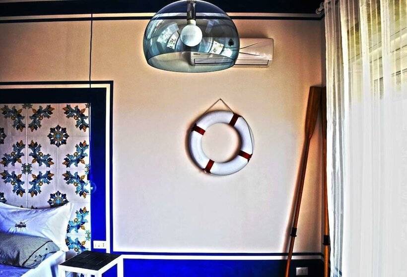 海の見えるコンフォートルーム, Bella Villa