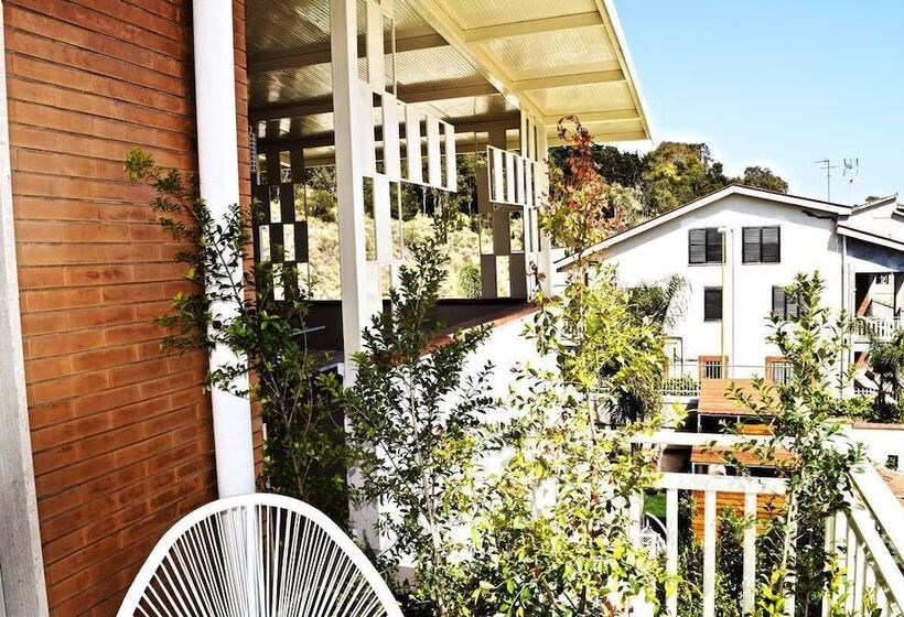 海の見えるコンフォートルーム, Bella Villa