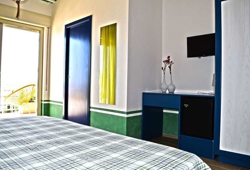 Номер Комфорт Вид на Море, Bella Villa