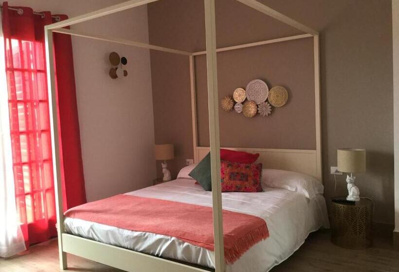 Standard Triple Room with Terrace, Maison Marianna B&b   Etna