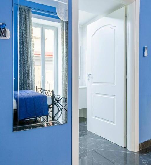 اتاق استاندارد سه نفره, Palazzo Majorana