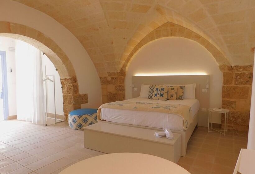 جناح جونيور مزوَّد بشرفة, Masseria Malvindi