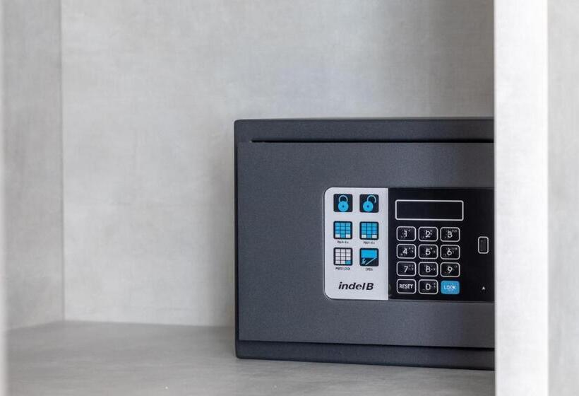 غرفة قياسية لذوى الاحتياجات الخاصة, Villa Petra