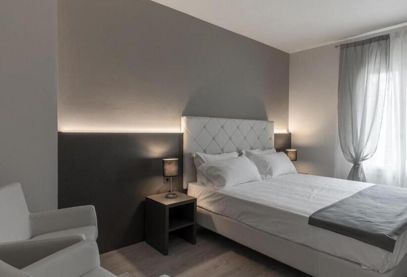 غرفة قياسية لذوى الاحتياجات الخاصة, Villa Petra