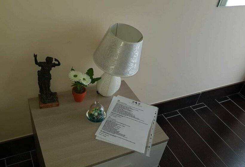 اتاق خانوادگی, La Casa Di Ercole B&b