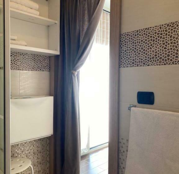 اتاق عادی, La Casa Di Ercole B&b