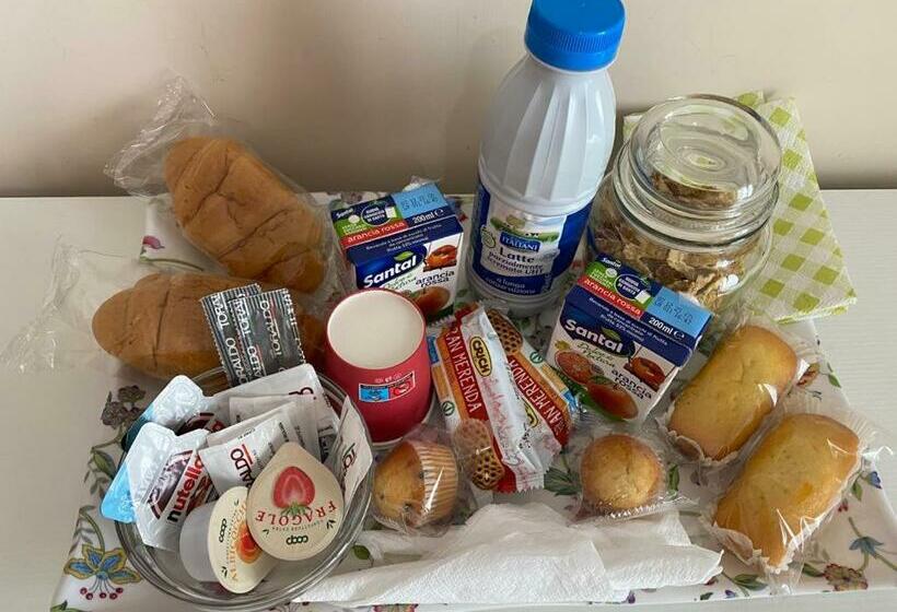 اتاق عادی, La Casa Di Ercole B&b