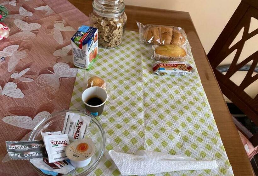 اتاق عادی, La Casa Di Ercole B&b