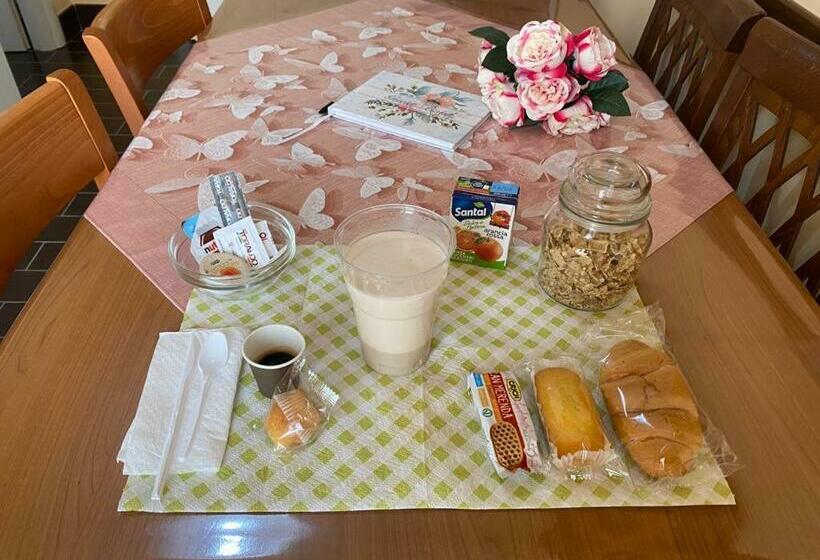 اتاق عادی, La Casa Di Ercole B&b